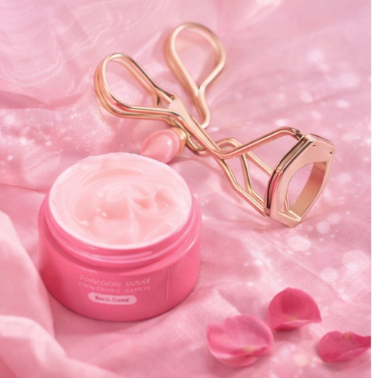 ADOREYES Lift Up Lash Curler with a built-in comb